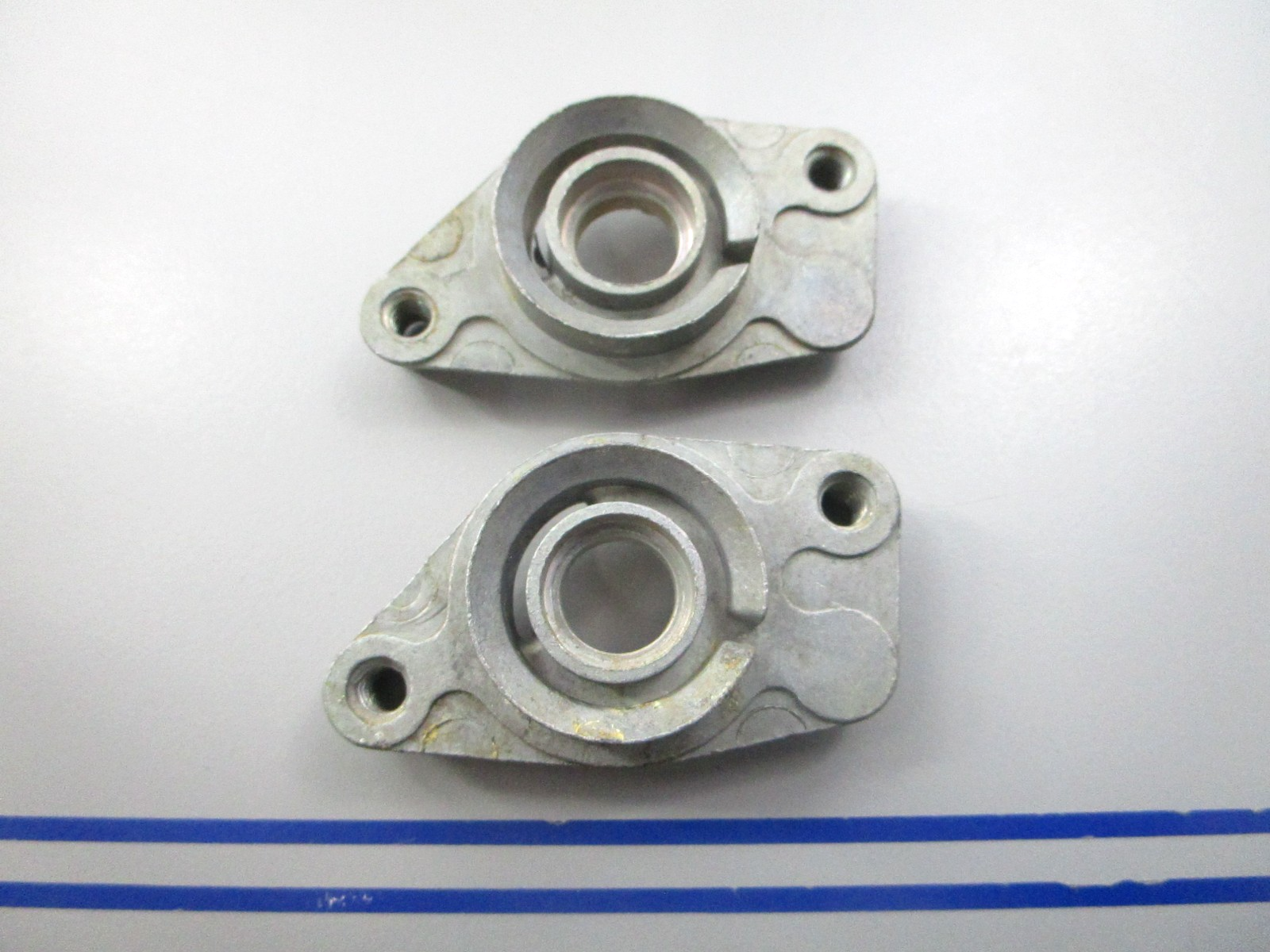 NEW OEM (LOT OF 2) 314501 OMC Johnson Evinrude Recoil Spring Retainer Plate 0810