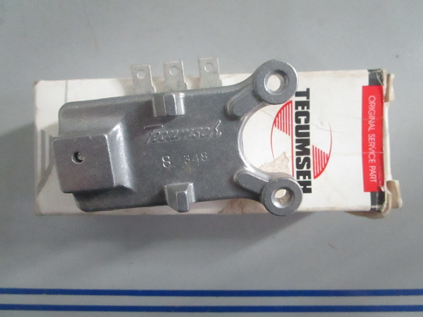 NEW OEM 611098A Tecumseh Regulator 0820