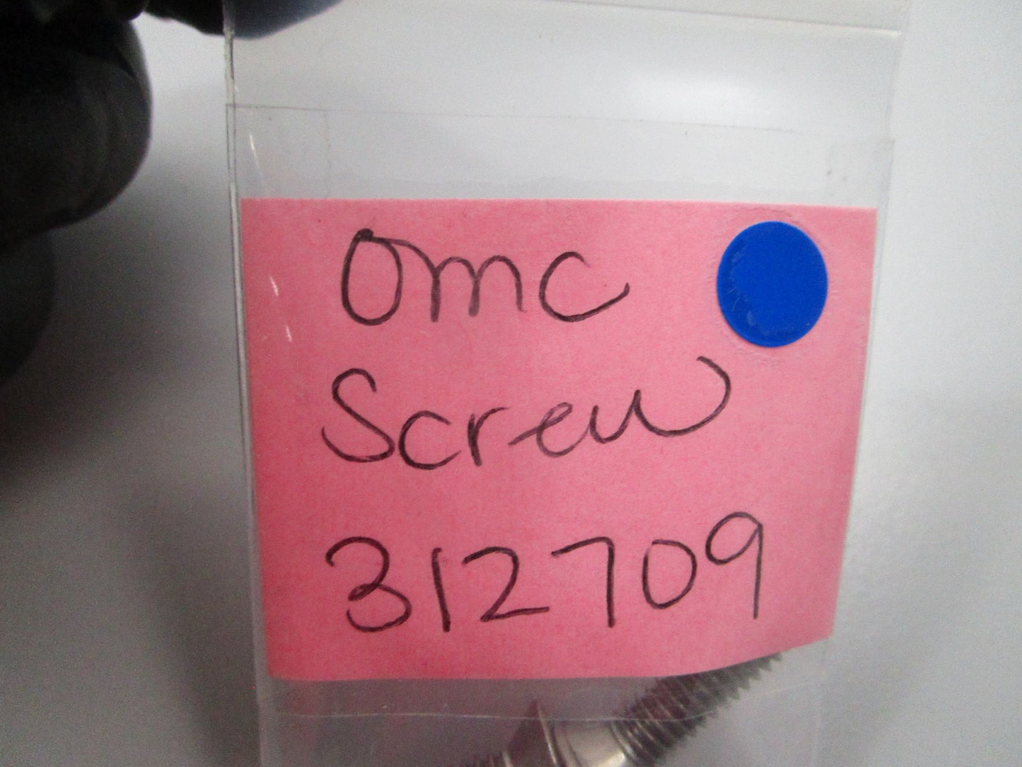 NEW OEM 312709 0312709 OMC Johnson Evinrude Screw 0810