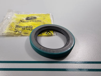 NEW OEM RE14439 John Deere Seal 0810