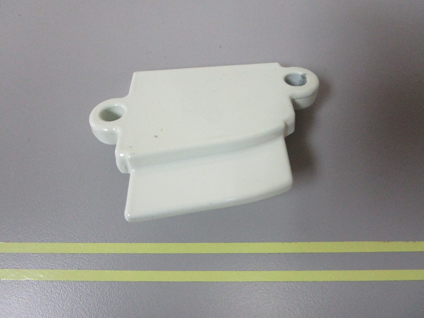 *NEW OEM* 0810 Suzuki Plate 61125-87D00-01T