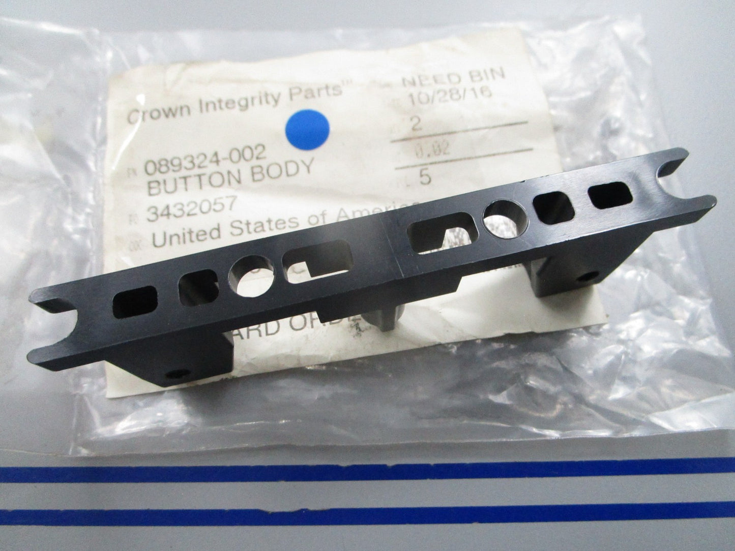 NEW OEM 089324-002 Crown Button Body 0810