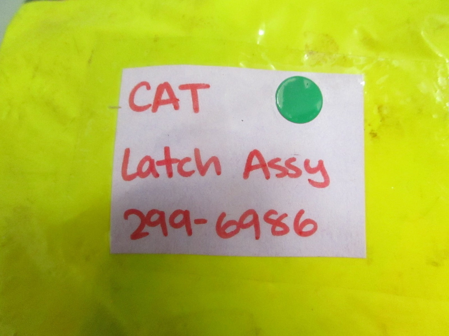NEW OEM 299-6986 CAT Latch Assy 0820
