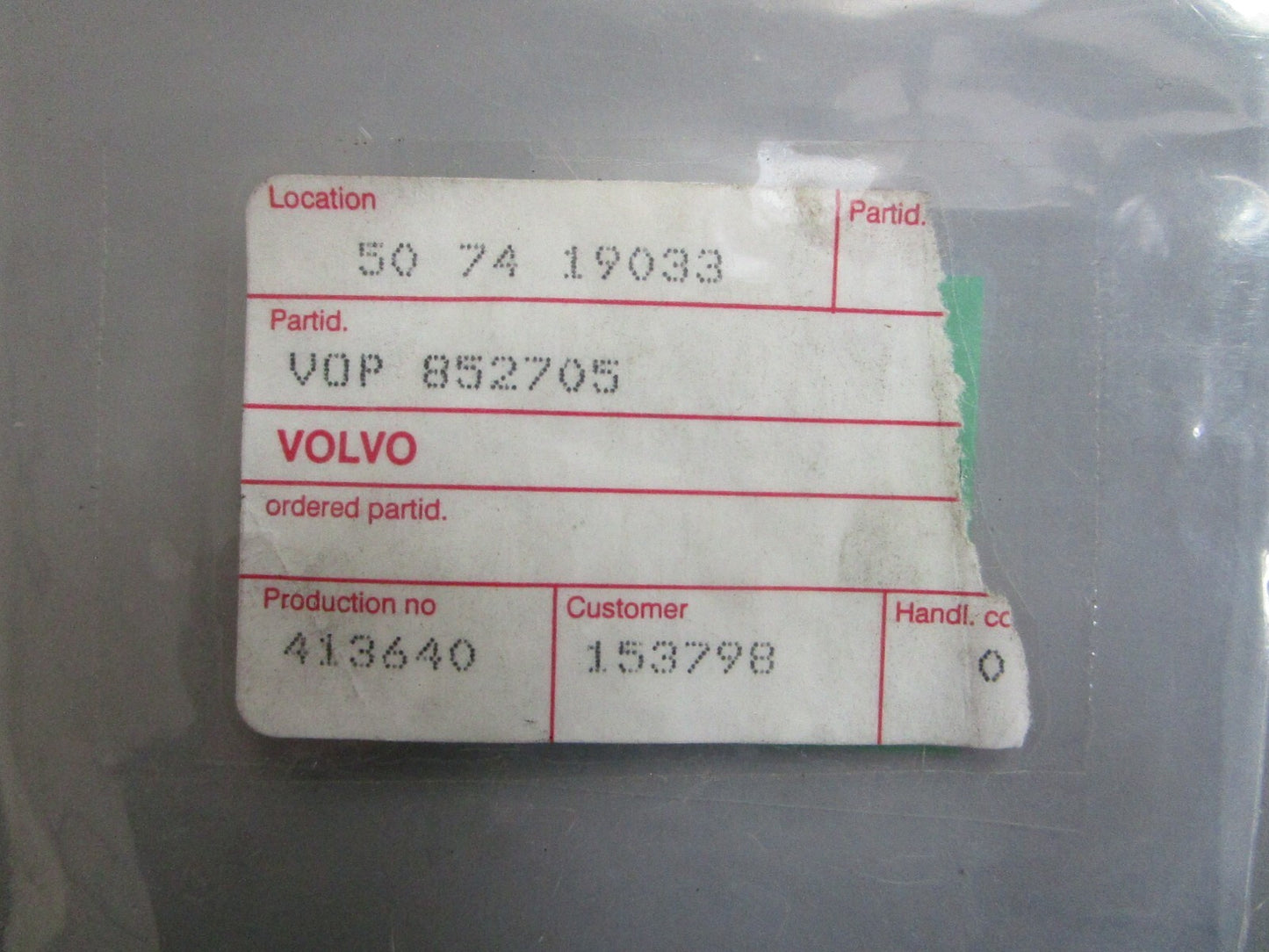 *NEW OEM* 0820 Volvo Penta Bearing Pivot 852705