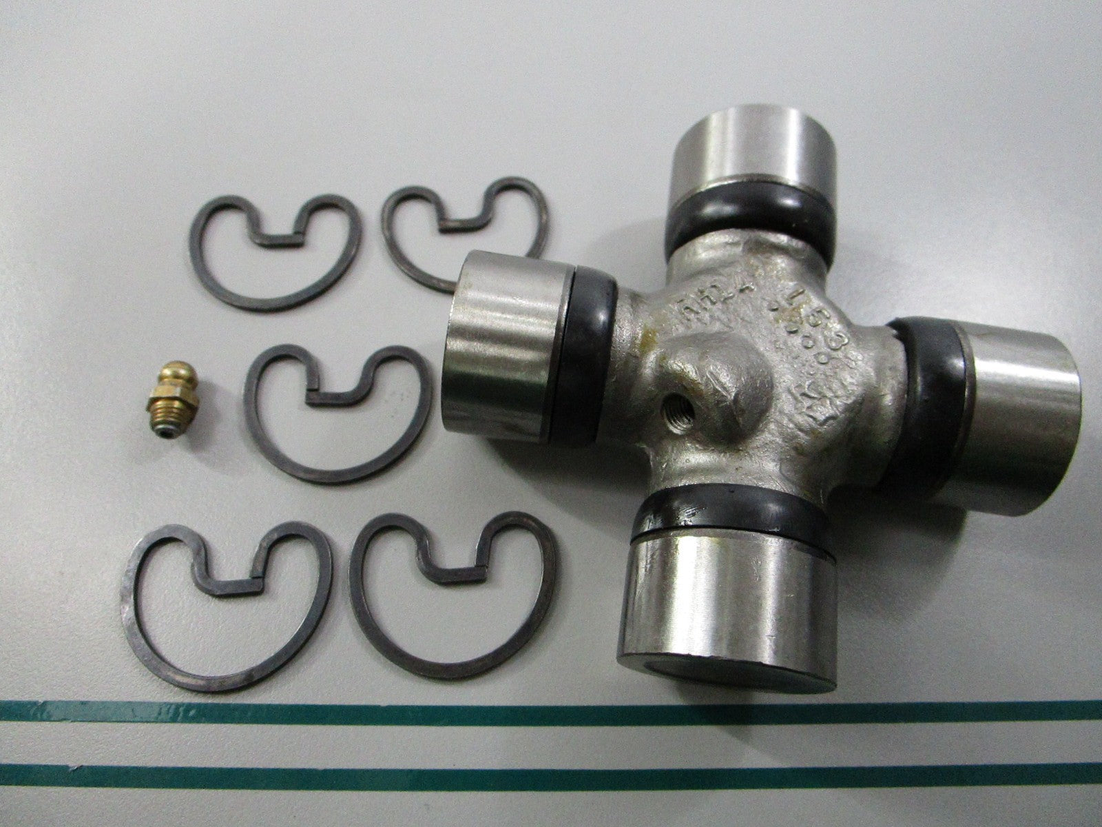 NEW 2-0053 NEAPCO Universal Joint 0810