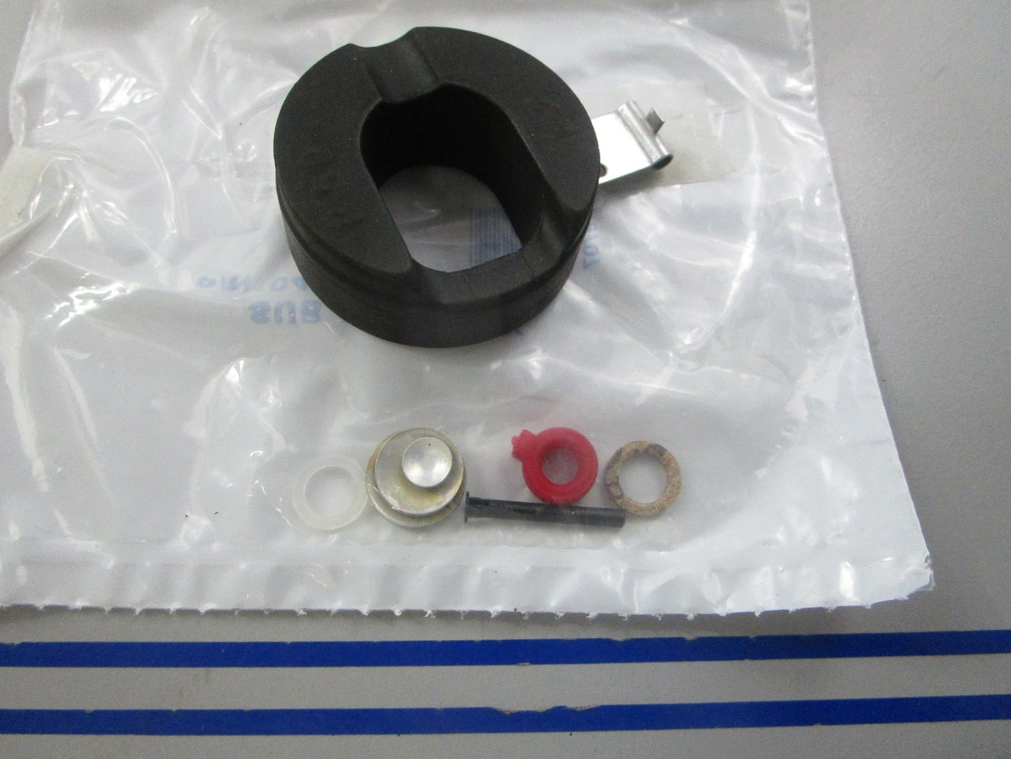 NEW OEM 439072 0439072 OMC Johnson Evinrude Carburetor Repair Kit Assembly 0810