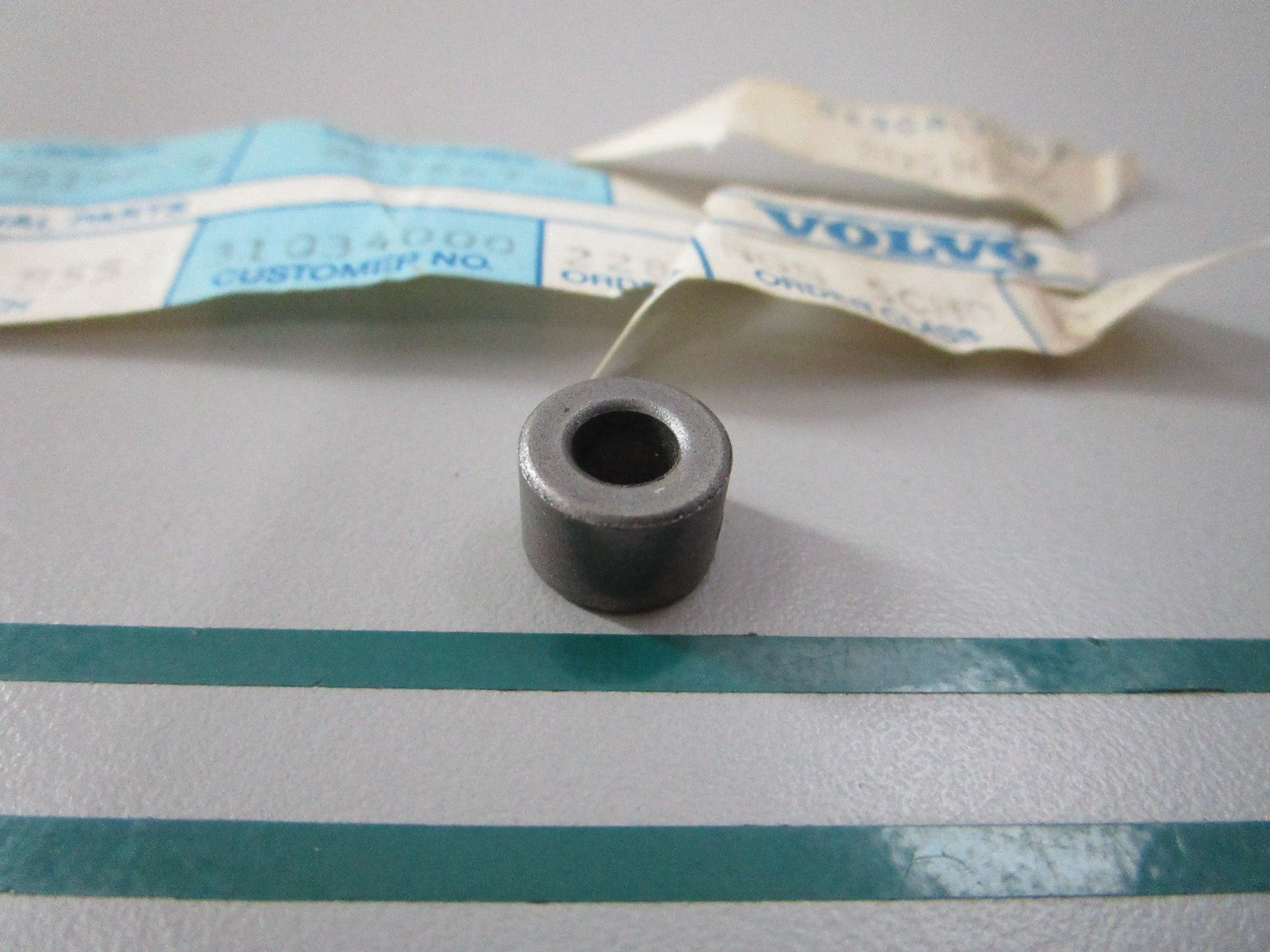 NEW OEM 897667 Volvo Penta Bushing 0810