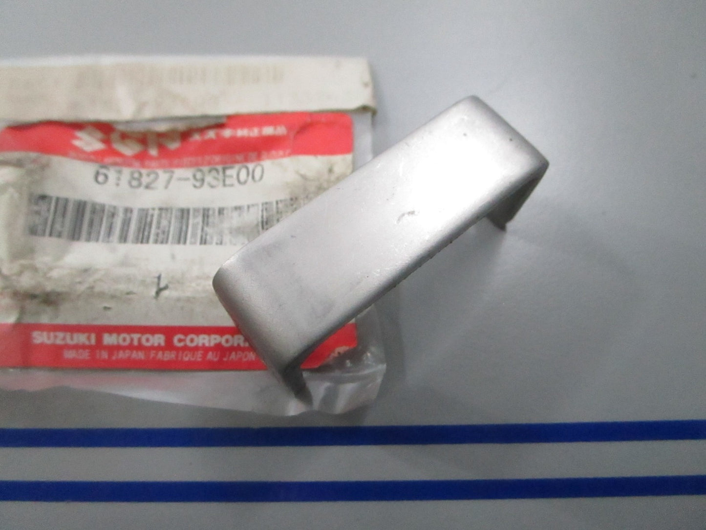 *NEW OEM* 0810 Suzuki Side Cover Holder 61827-93E00