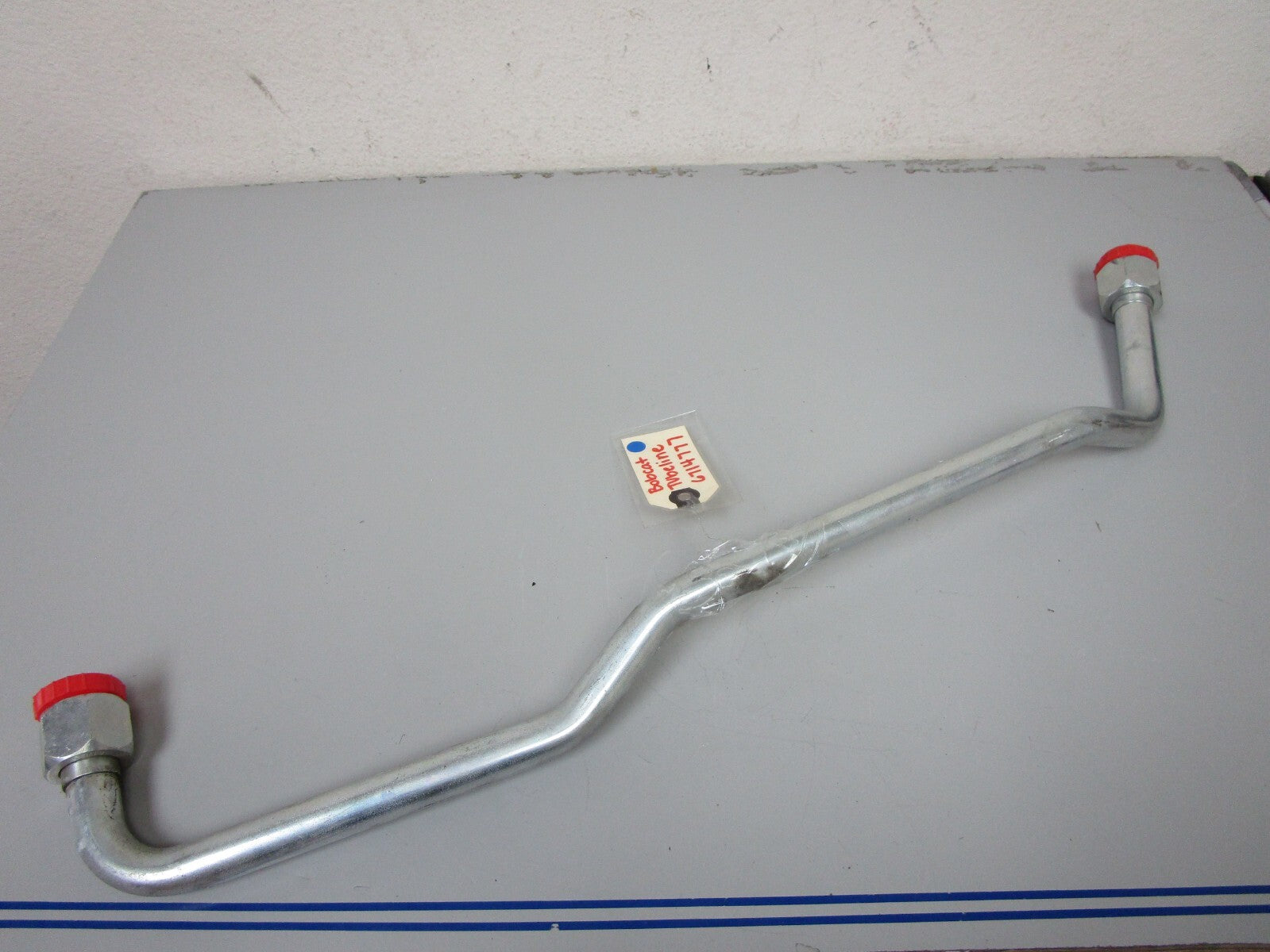 *NEW OEM* 0720 Bobcat Tubeline 6714777