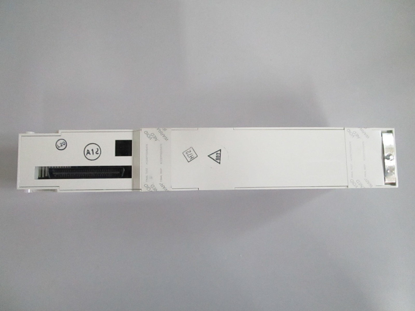 Schneider Modicon 140AMM09000 Quantum Analog Input Output 4I 2O NEW OEM 0820