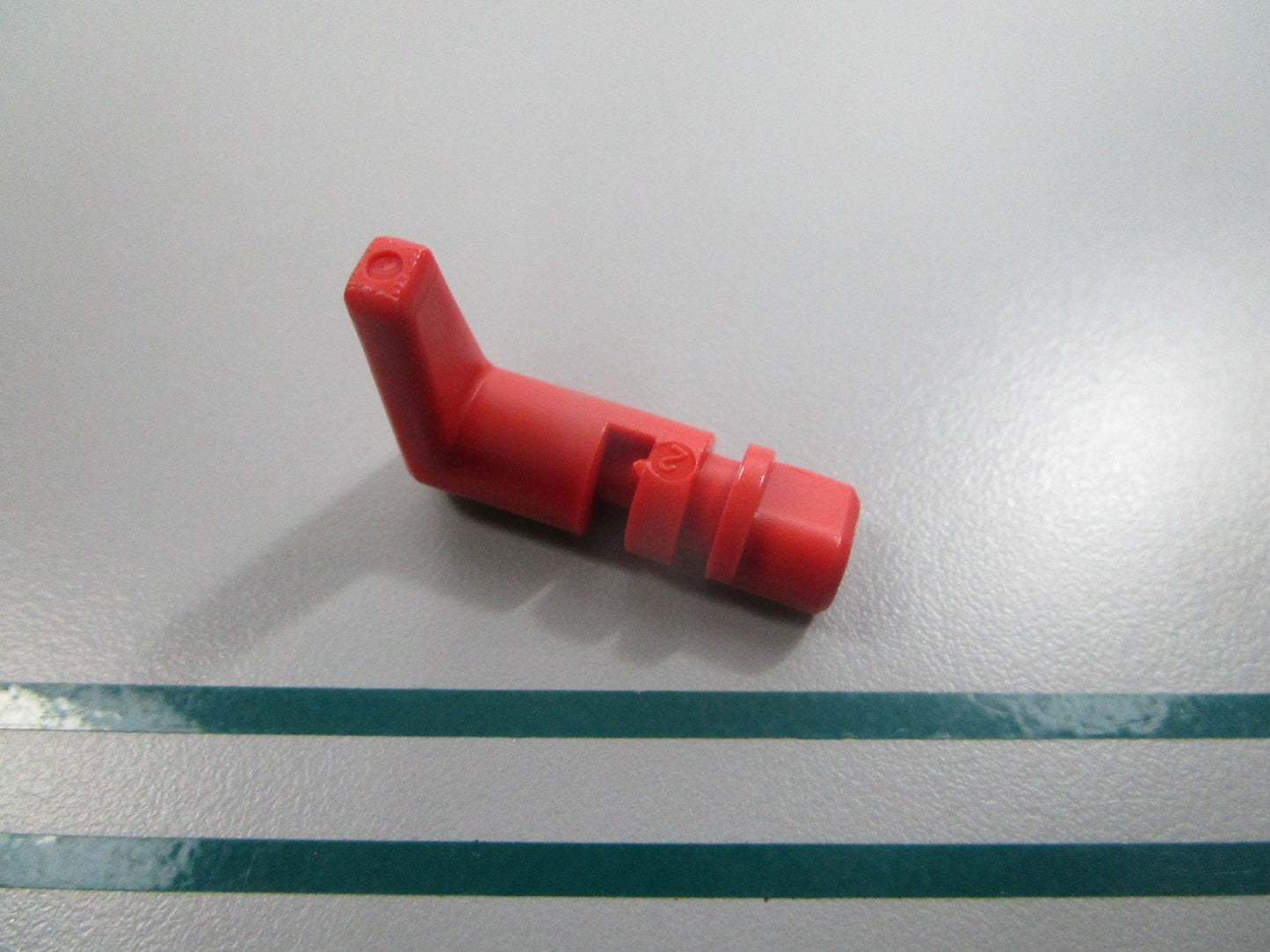 NEW OEM 511812 0511812 OMC Johnson Evinrude Manual Valve 0810