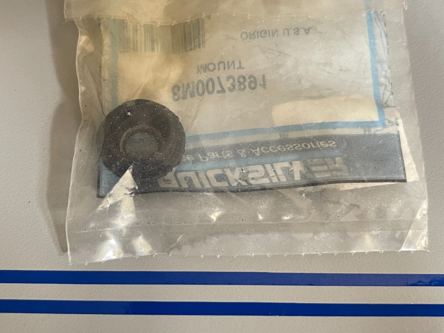 *NEW OEM* 0810 Mercury Quicksilver Mount 8M0073891