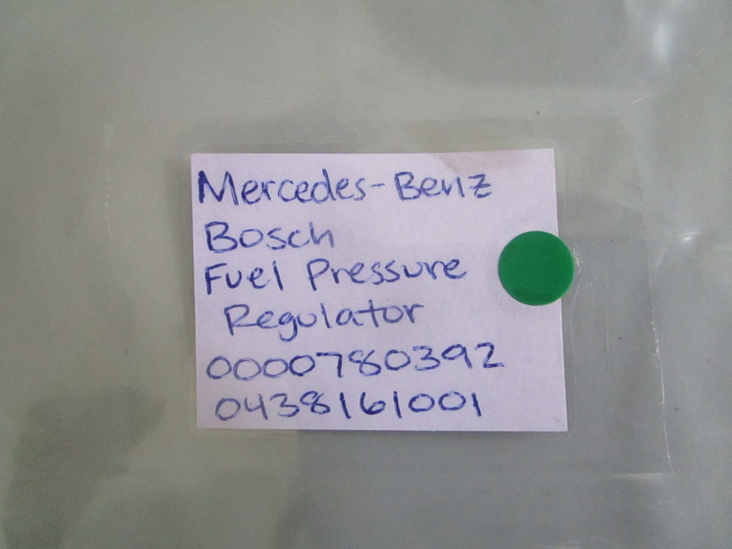 NEW OEM 0000780392 0438161001 Mercedes-Benz Bosch Fuel Pressure Regulator 0820