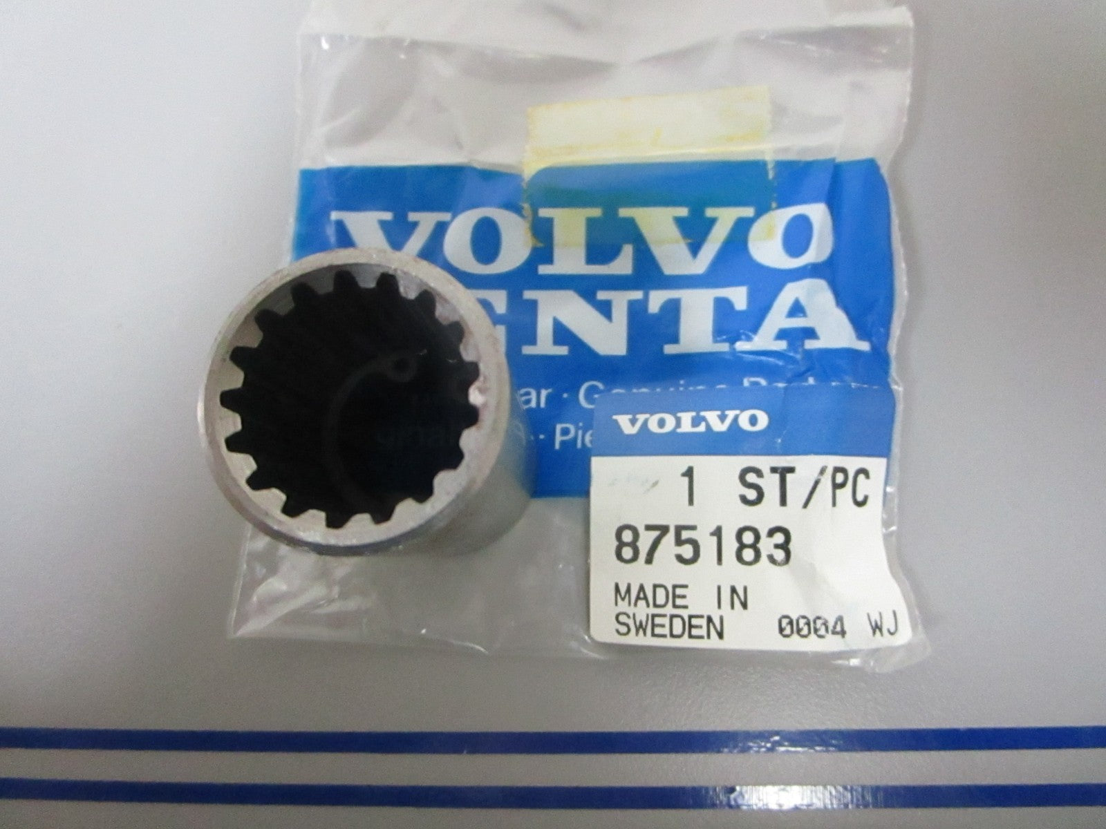NEW OEM 875183 Volvo Penta Splined Sleeve 0720