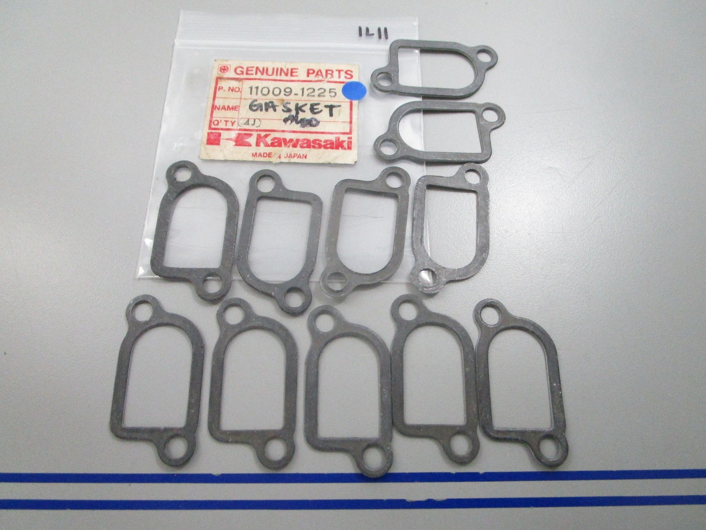 NEW OEM (LOT OF 11) Kawasaki  Gasket 11009-1225 0810