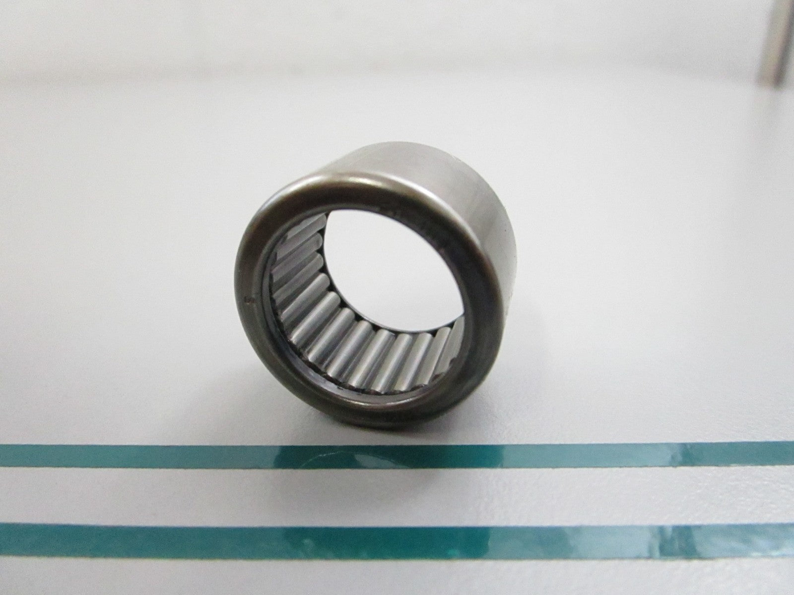 NEW OEM 31-41326 Mercury Quicksilver Bearing 0810