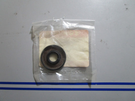 *NEW OEM* 0810 Suzuki Oil Seal 09283-12008
