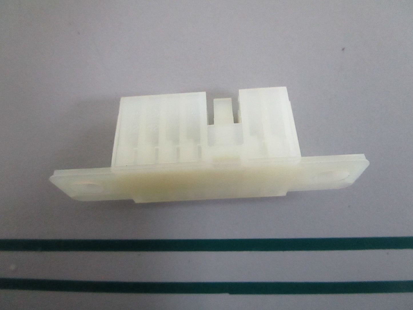 NEW OEM 3391885 Whirlpool Connector 0820