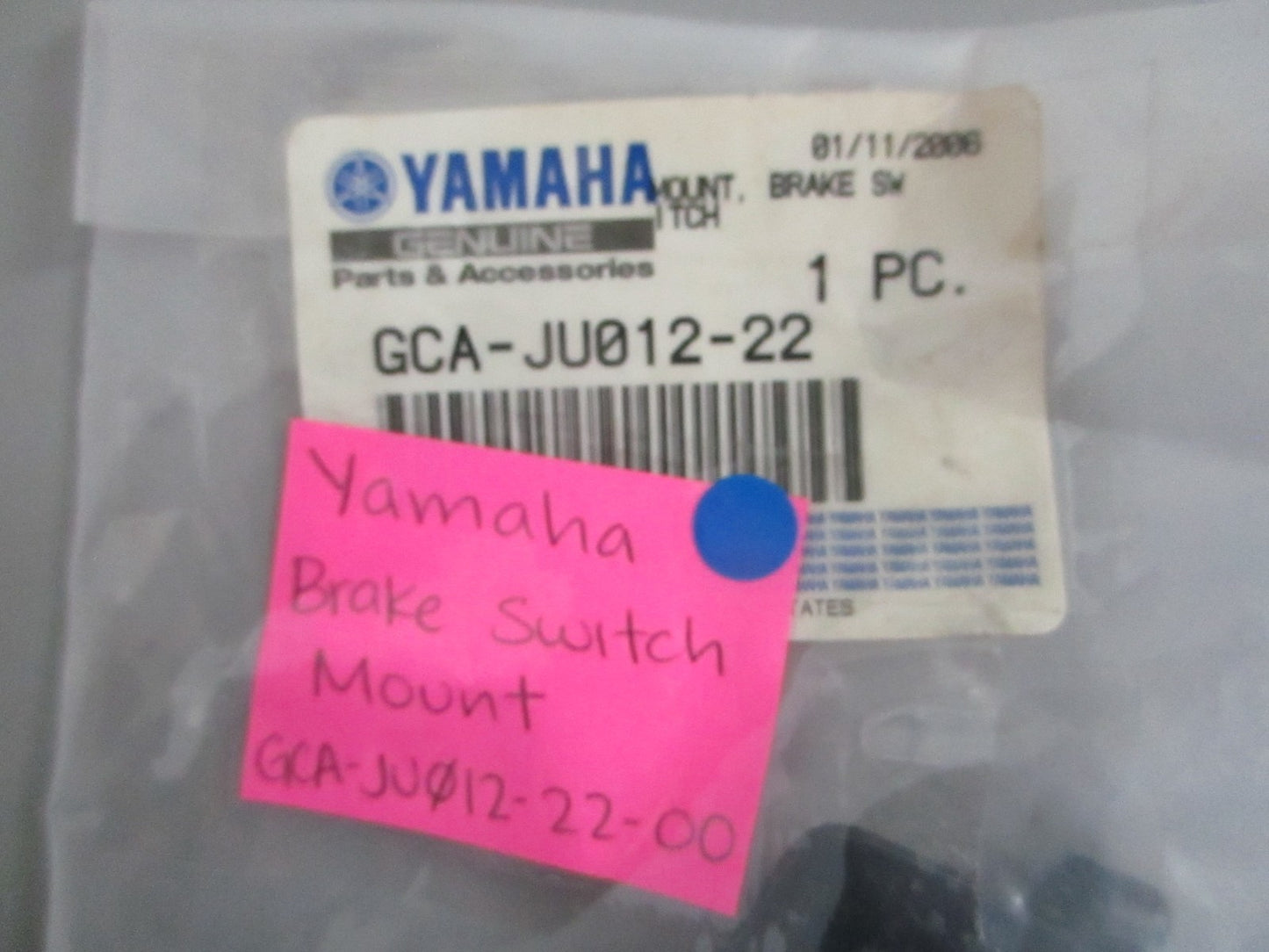 NEW OEM GCA-JU012-22-00 Yamaha Brake Switch Mount 0820