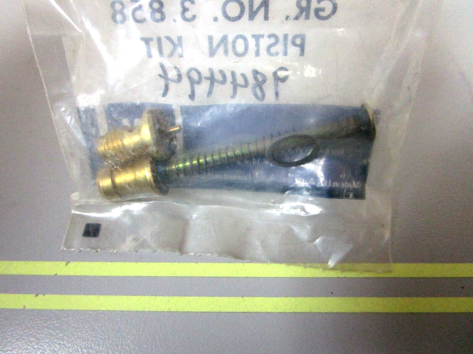 *NEW OEM* 0720 OMC Johnson Evinrude Piston Kit 984494 0984494