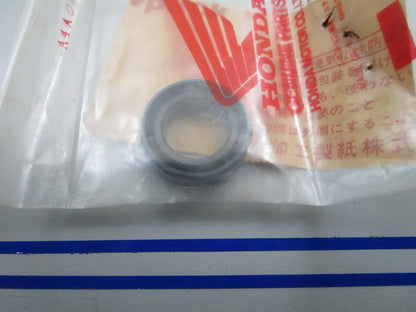*NEW OEM* 0810 Honda Oil Seal 91201-415-013