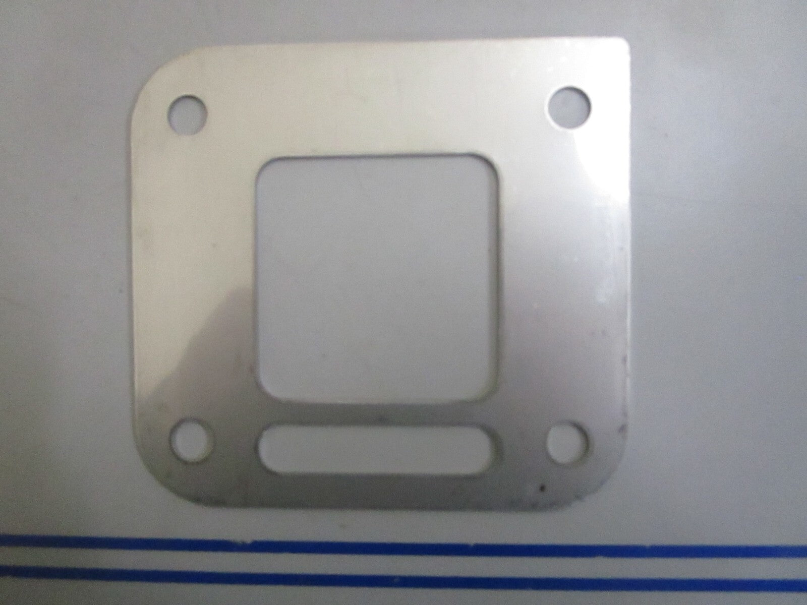 *NEW OEM* 0810 Volvo Penta Plate 3853628