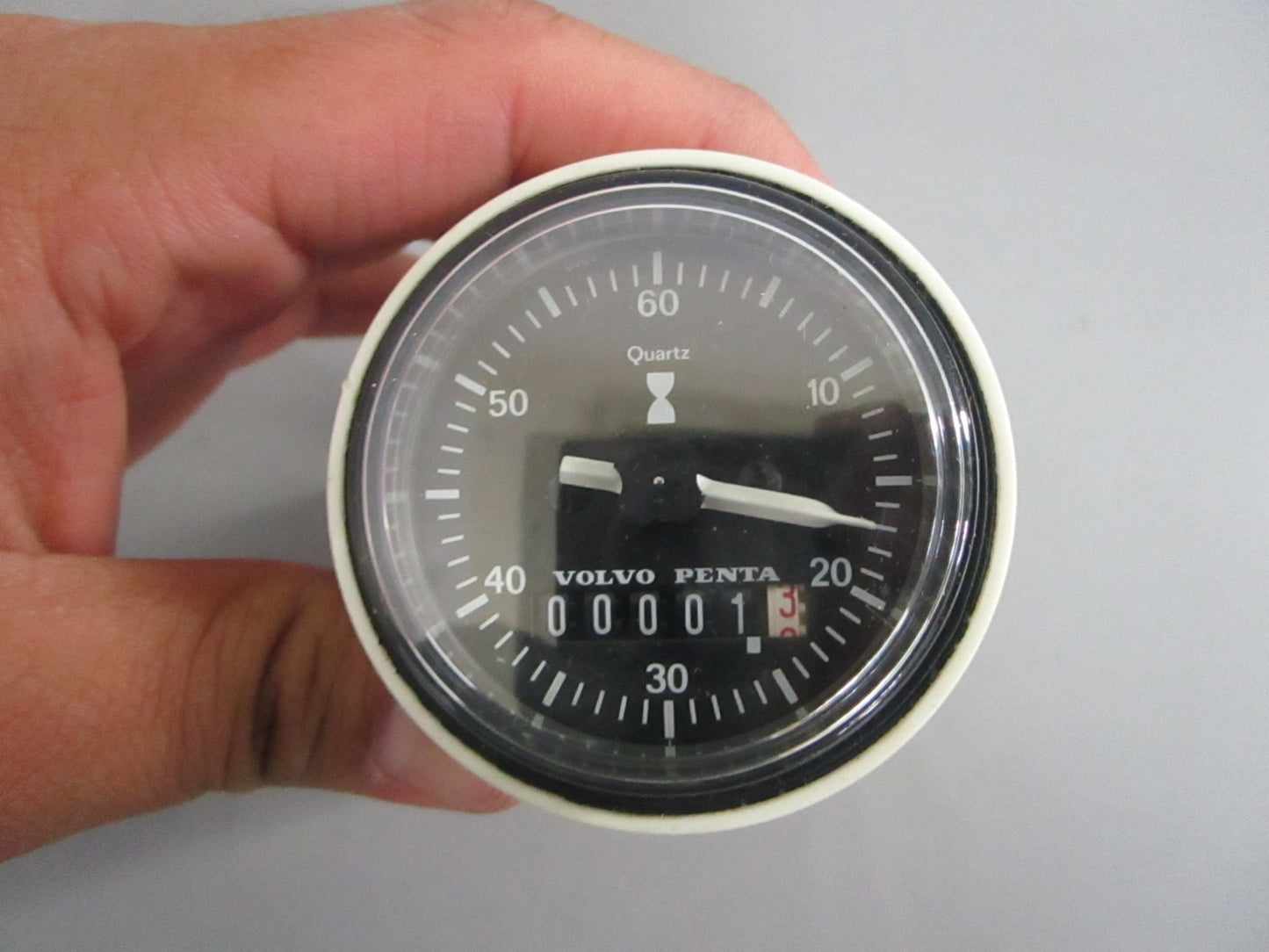 *NEW OEM* 0820 Volvo Penta Hourmeter 872479