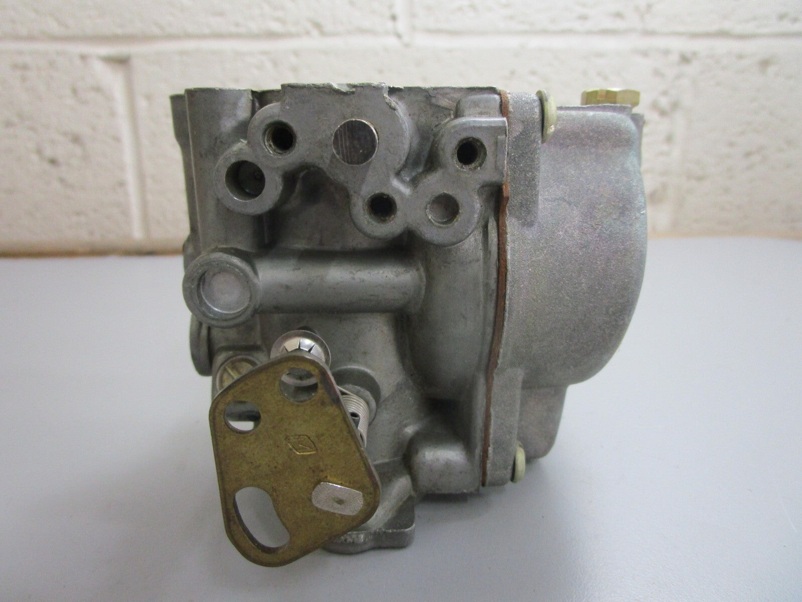 *NEW OEM* 0820 OMC Johnson Evinrude Carburetor 392575 0392575