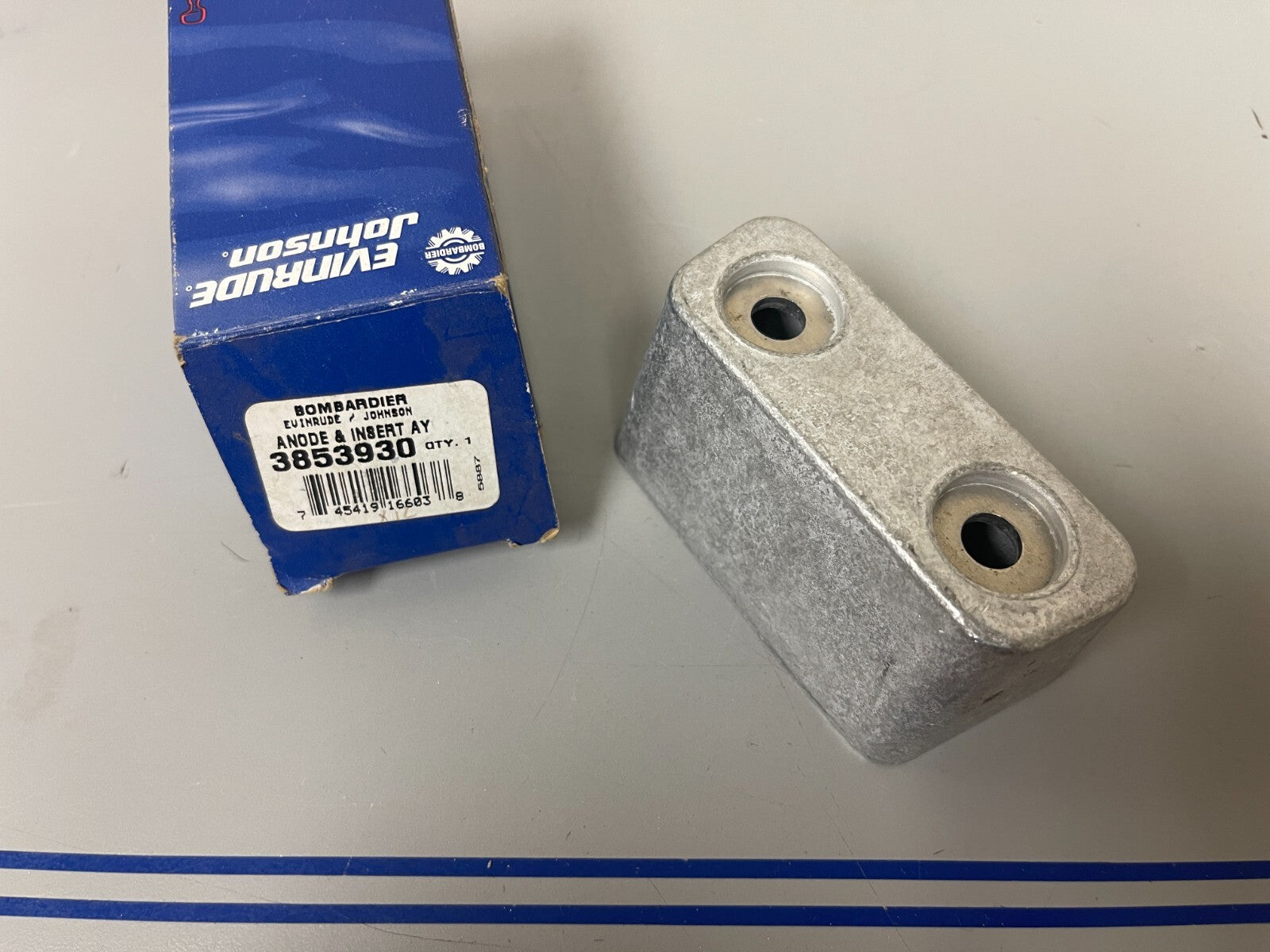 *NEW OEM* 0810 OMC Johnson Evinrude Anode 385390 0385390