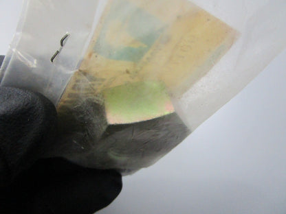 *NEW OEM* 0810 Yamaha Nut 90170-20137