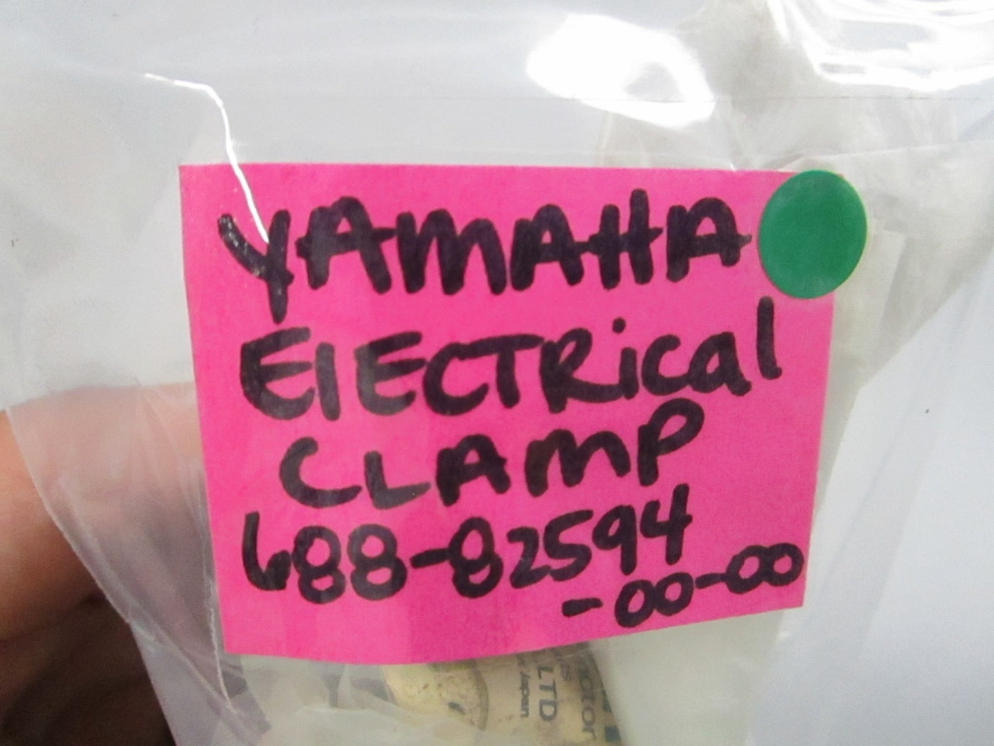 NEW OEM 688-82594-00-00 Yamaha Electrical Clamp 0810