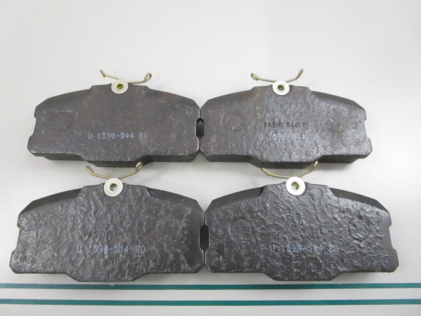 NEW OEM 0014208020 Mercedes-Benz Front Brake Pad Set 0810