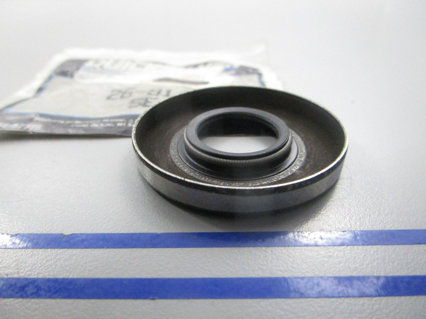 NEW OEM 26-814669 Mercury Quicksilver Seal 0810