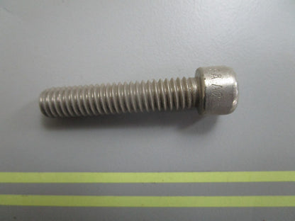 *NEW OEM* 0810 Volvo Penta Screw 959440