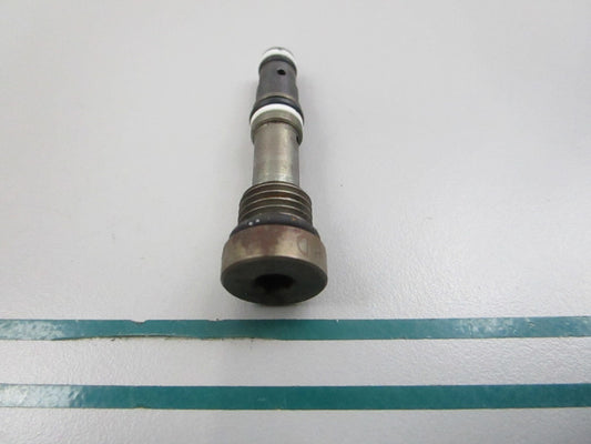 NEW OEM 260-8590 CAT Shuttle Valve 0810