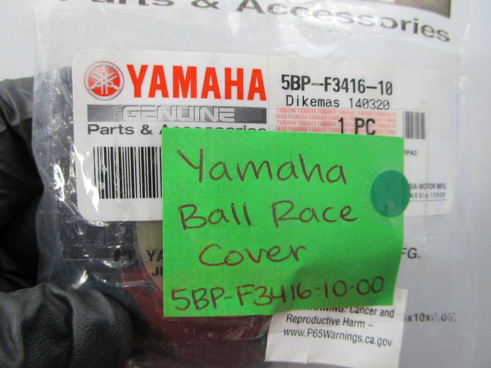 NEW OEM 5BP-F3416-10-00 Yamaha Ball Race Cover 0810