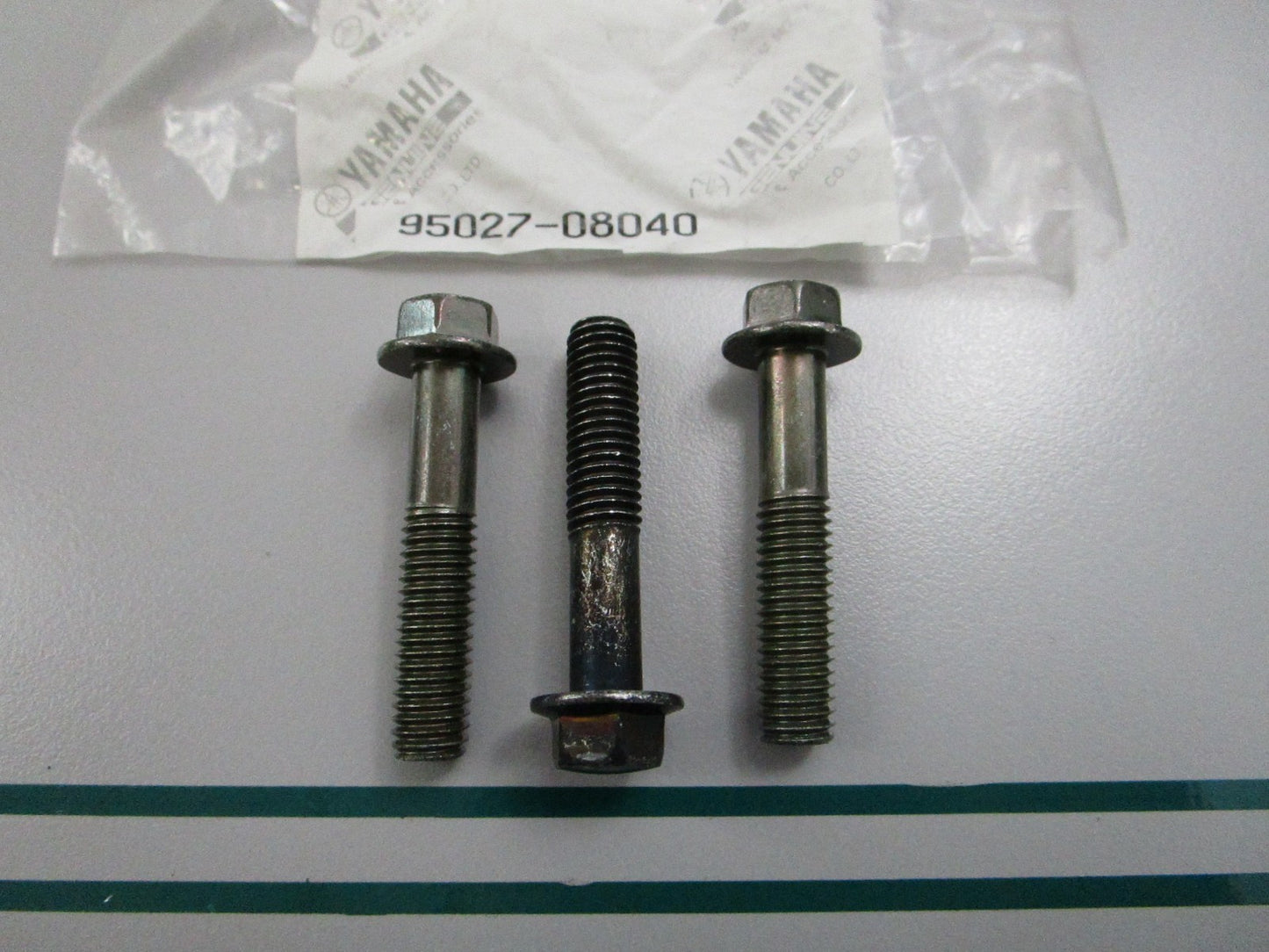 NEW OEM (LOT OF 3) 95027-08040-00 Yamaha Bolt 0810