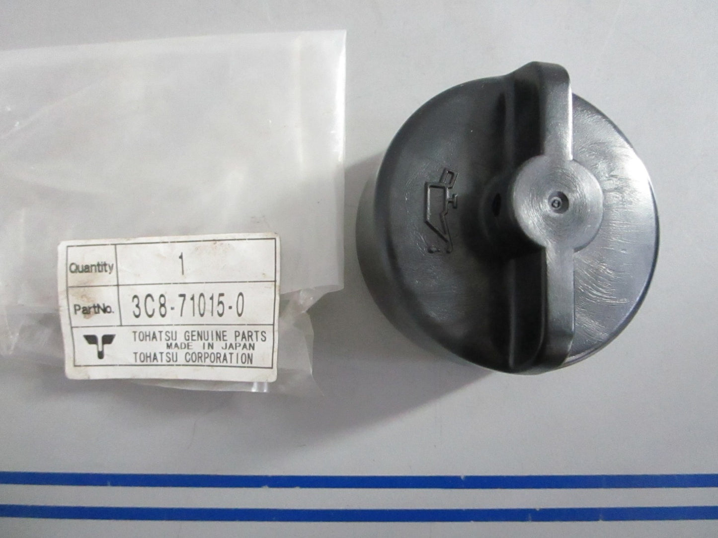NEW OEM 3C8-71015-0 Tohatsu Oil Filler Cap 0820