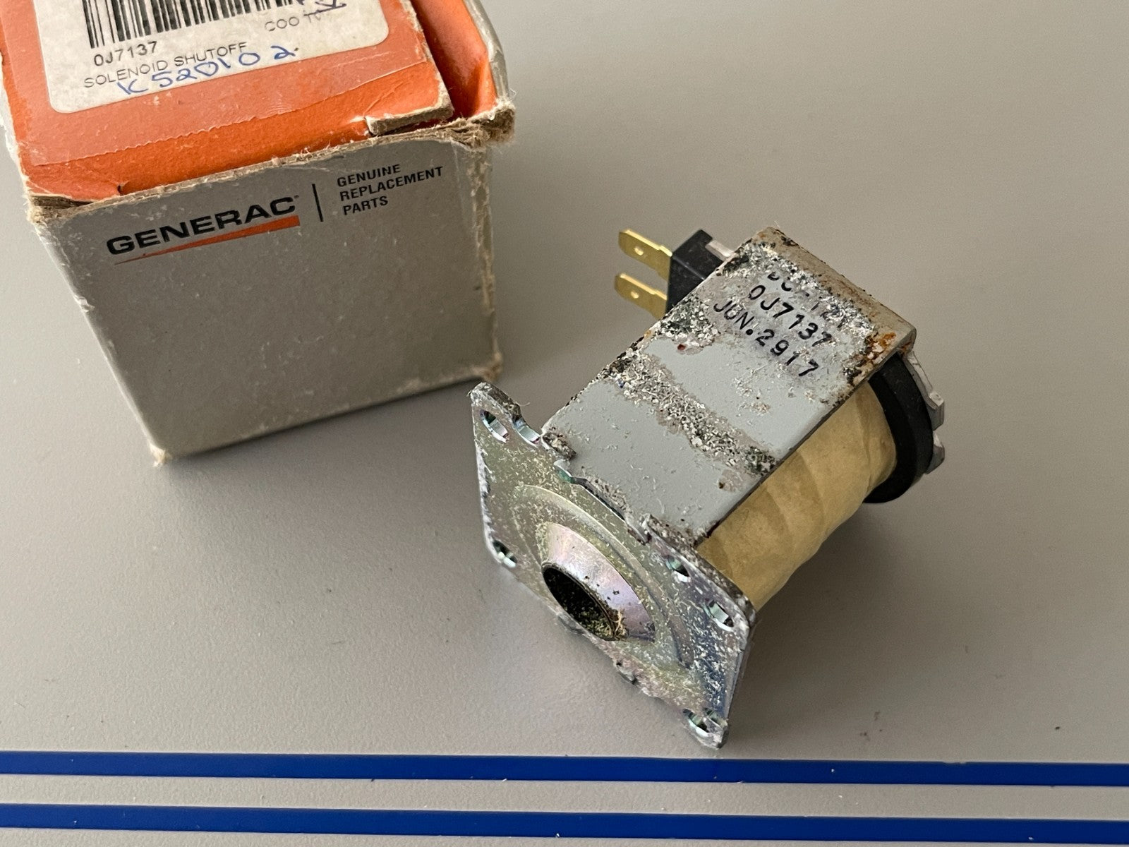 *NEW OEM* 0720 Generac Solenoid Shut Off 0J7137
