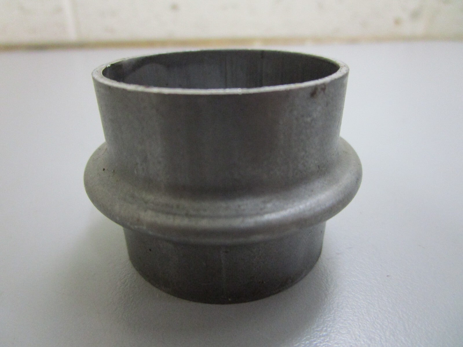 *NEW OEM* 0820 Volvo Penta Sleeve 3852304