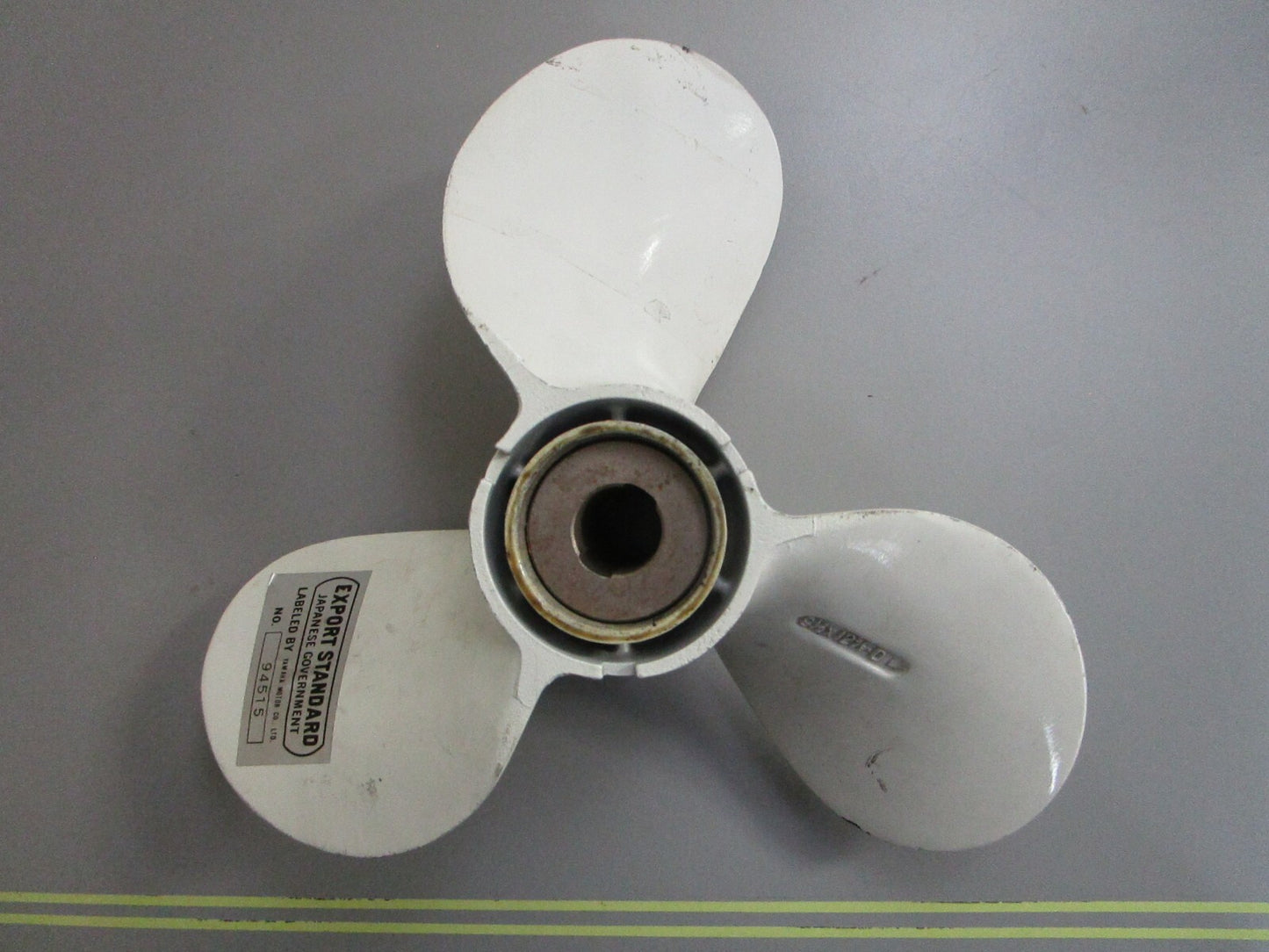*NEW OEM* 0820 Yamaha 9½ × 12⅜ Propeller 6A8-45941-00-EL