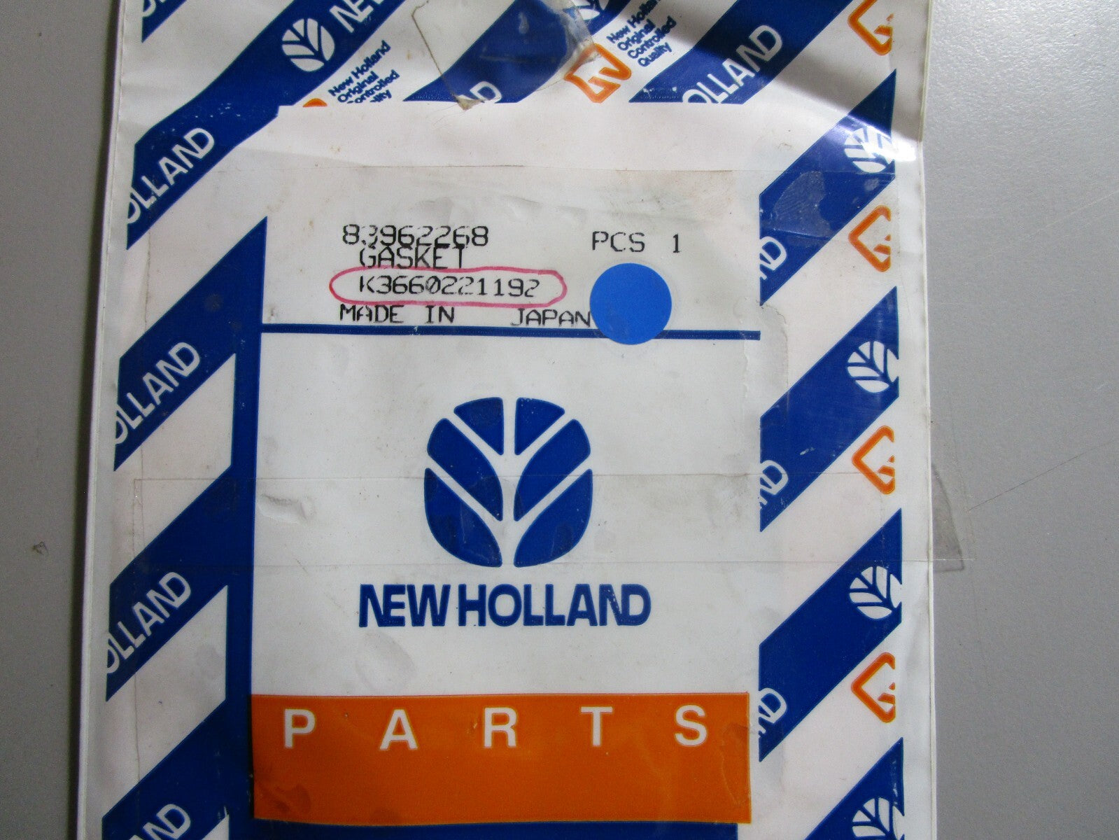 *NEW OEM* 0810 Case New Holland Gasket K3660221192