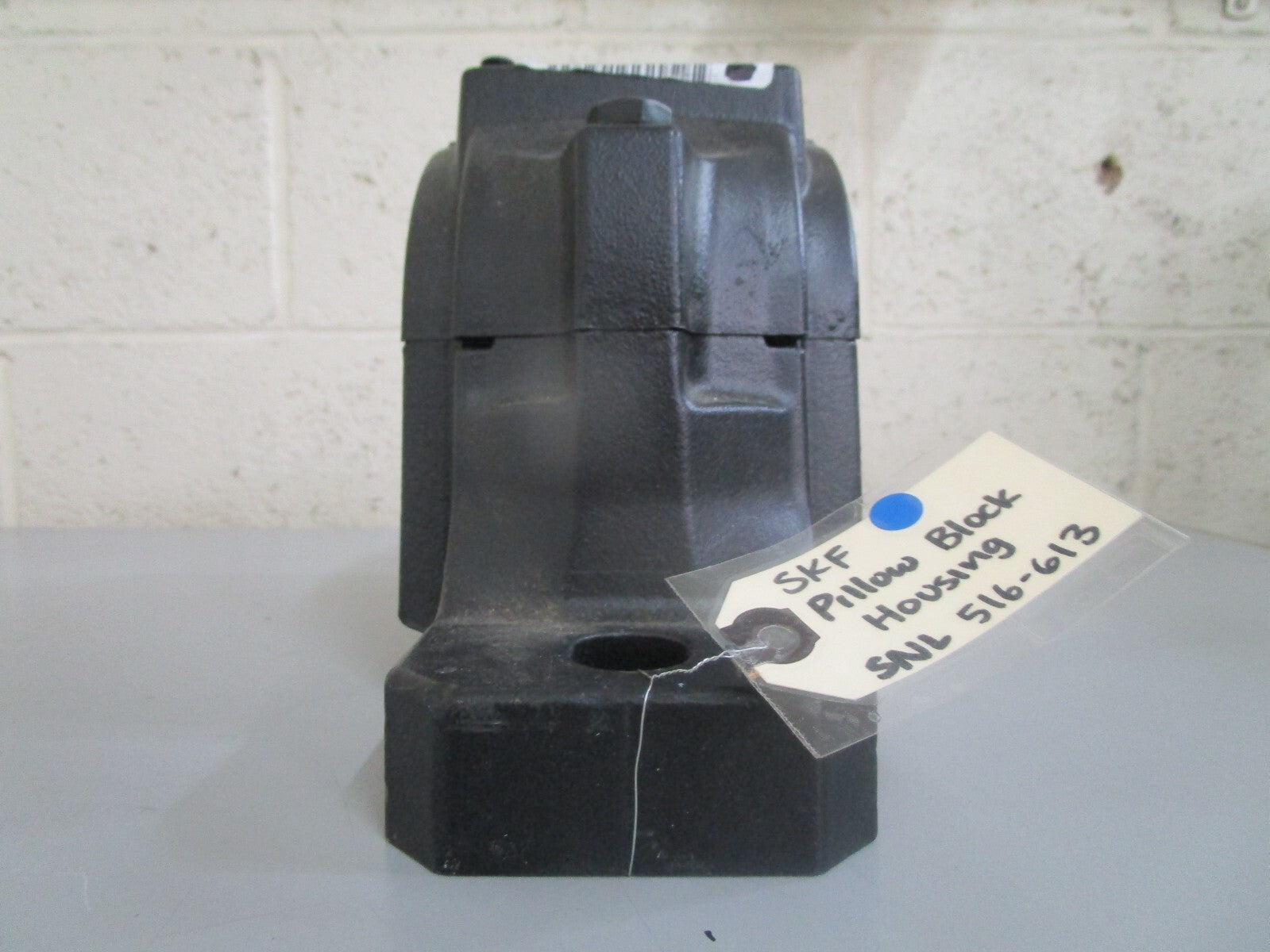 *NEW* 0820 SKF Pillow Block Housing SNL 516-613