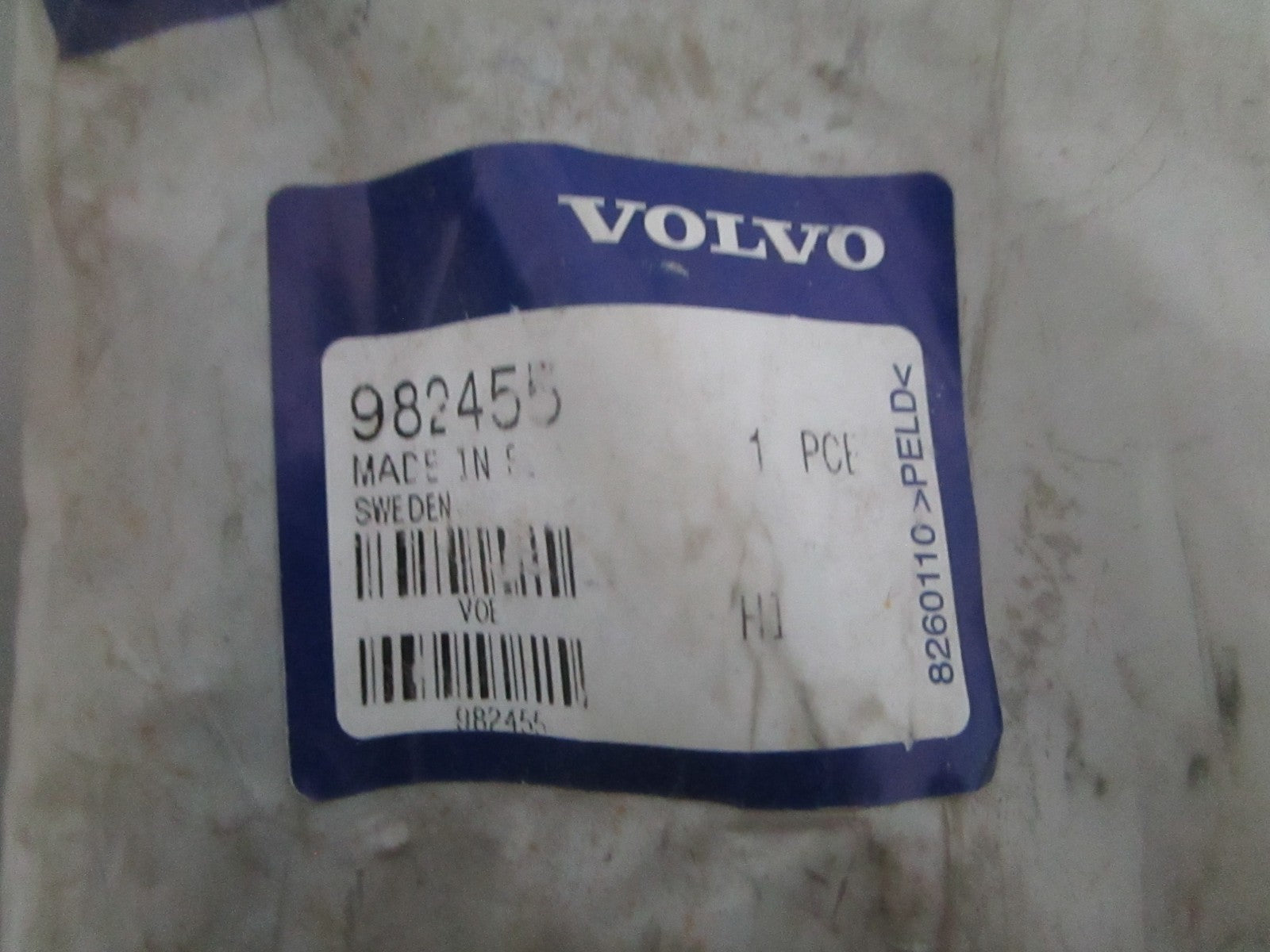 NEW OEM 982455 Volvo Penta Hose 0820