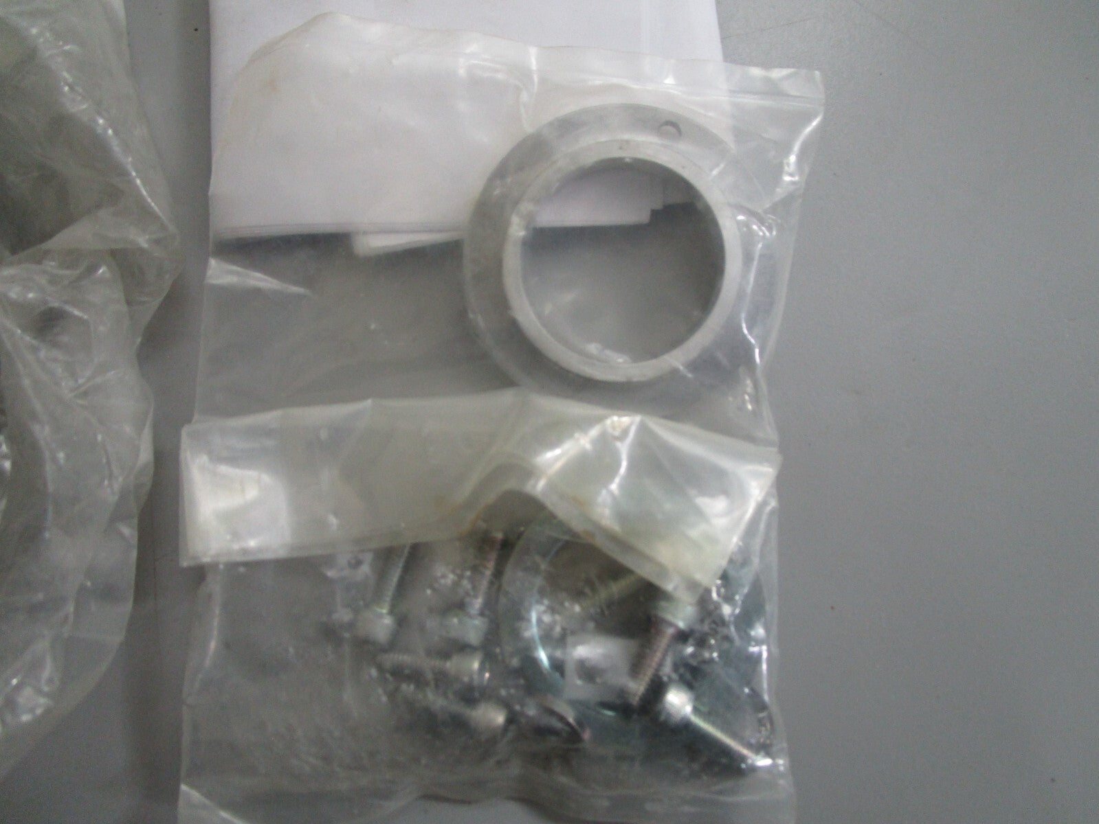 *NEW OEM* 0820 Volvo Penta V2 Compressor Clutch 21325457