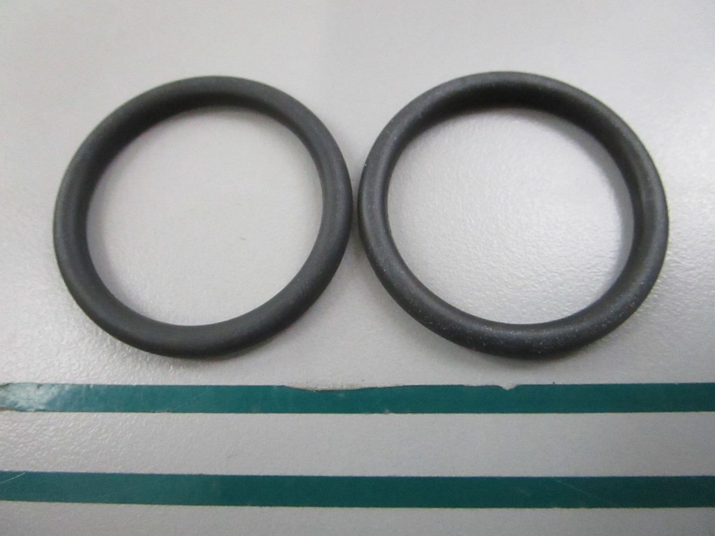 NEW OEM (LOT OF 2) 3328464 Cummins Rectangular Ring Seal 0810