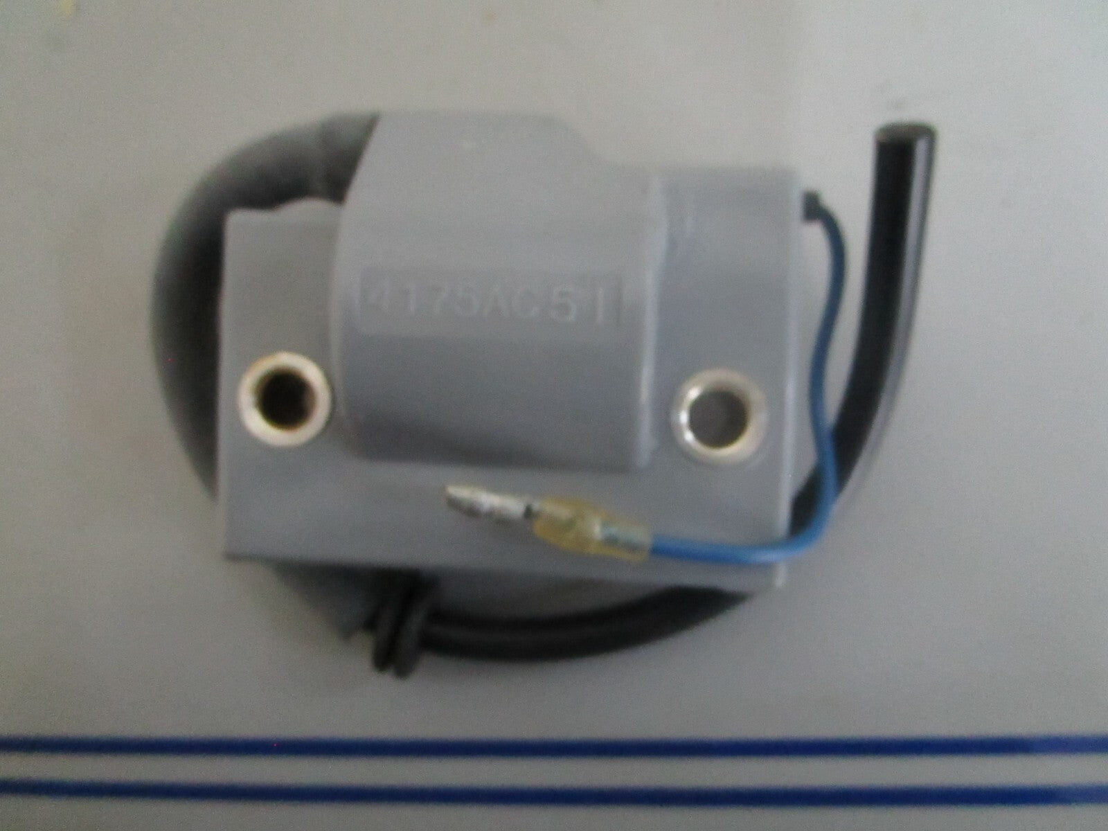 *NEW OEM* 0820 Suzuki Upper Ignition Coil 33410-98100