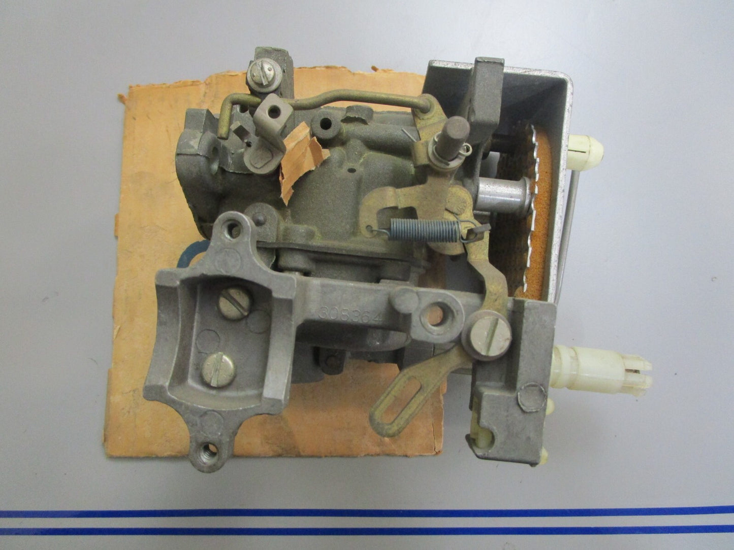 *NEW OEM* 0820 OMC Johnson Evinrude Carburetor 381718 0381718