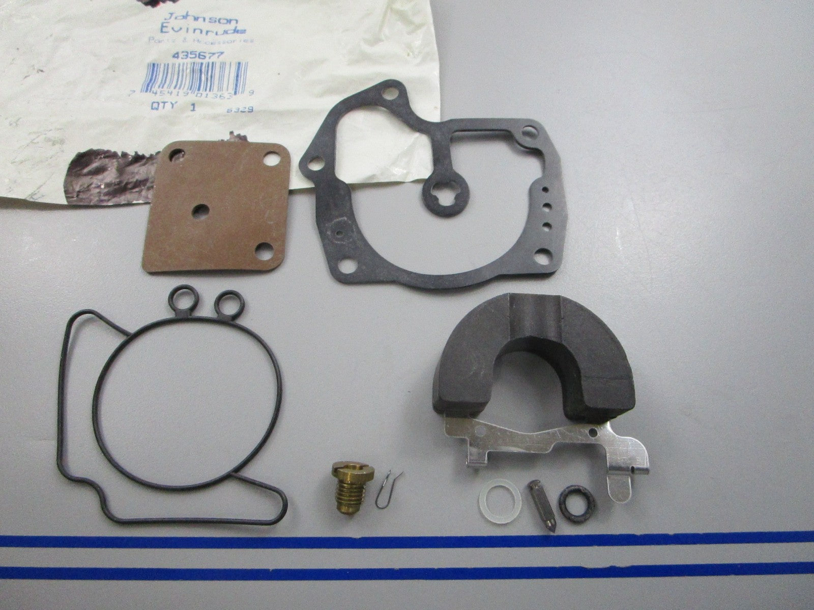 NEW OEM 435677 0435677 OMC Johnson Evinrude Carburetor Repair Kit 0810