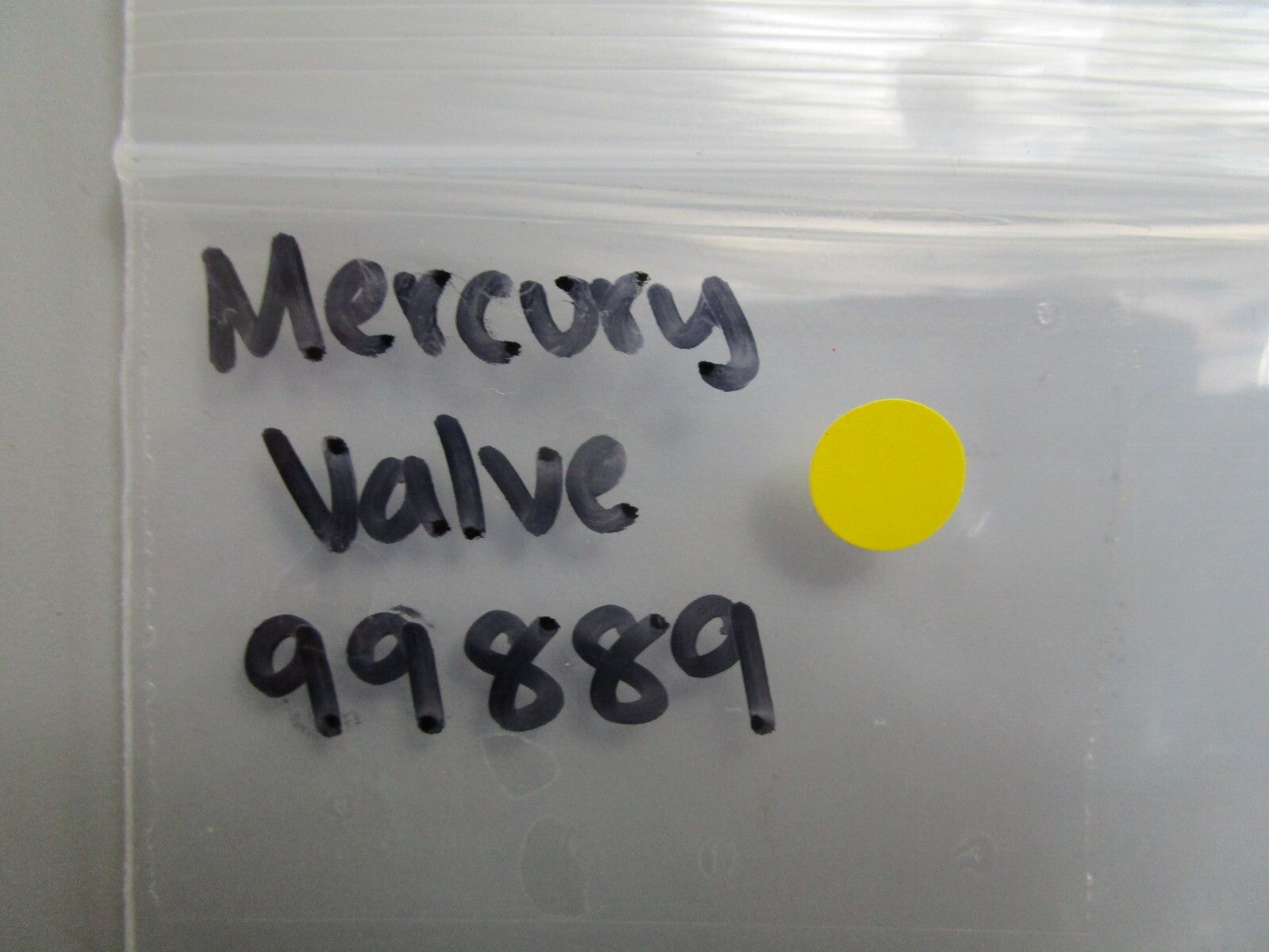 *NEW OEM* 0810 Mercury Quicksilver Valve 99889